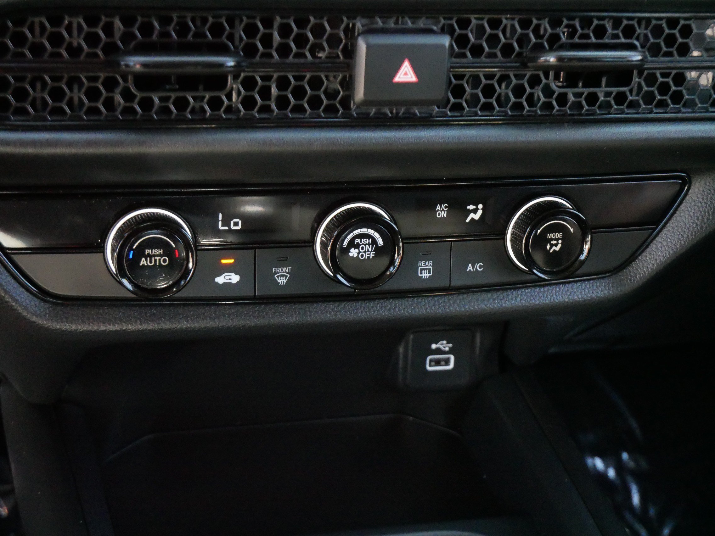 Certified 2024 Honda HR-V LX image 23