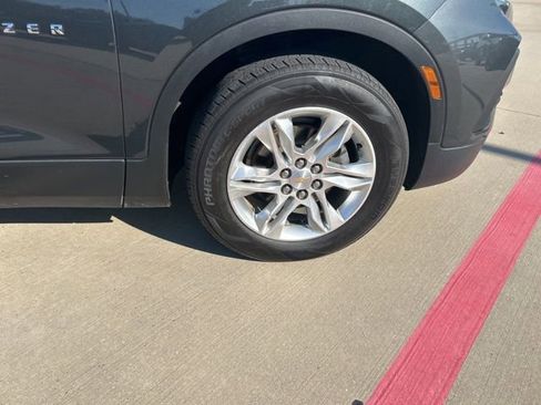 Used 2019 Chevrolet Blazer LT FWD image 17