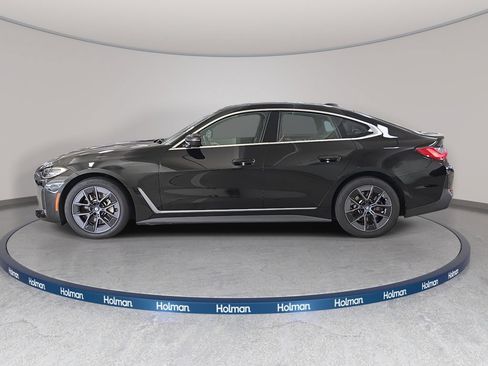 Used 2024 BMW i4 eDrive35 w/ Premium Package RWD image 11