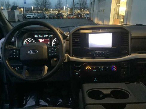 Used 2023 Ford F150 XLT image 10