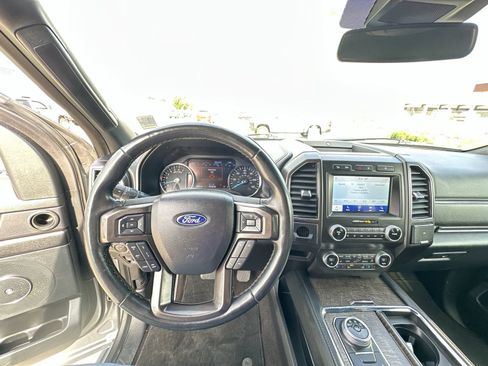 Used 2021 Ford Expedition Max Limited AWD/4WD image 11