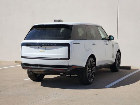 New 2026 Land Rover Range Rover Long Wheelbase SE AWD/4WD image 4