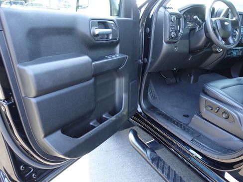 Used 2023 Chevrolet Silverado 1500 Custom image 11