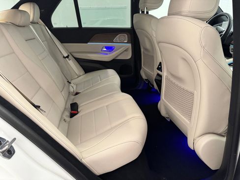 Certified 2025 Mercedes-Benz GLE 350 4MATIC image 21