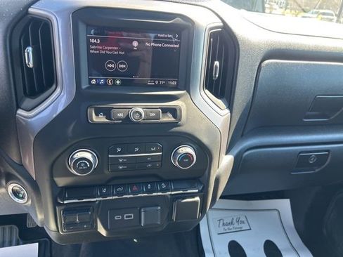 Used 2024 Chevrolet Silverado 2500 Custom w/ Custom Convenience Package image 25