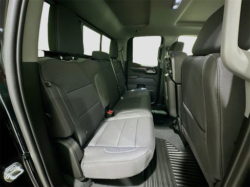 New 2026 GMC Sierra 1500 SLE w/ Preferred Package image 28