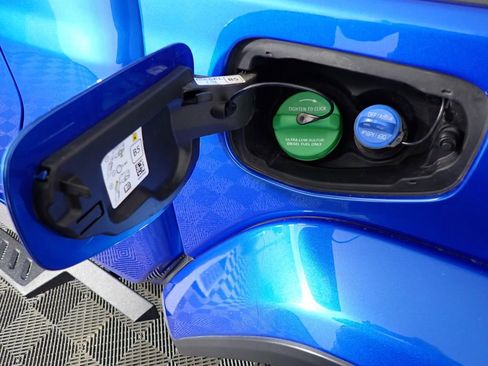 Used 2023 Jeep Gladiator Willys image 46