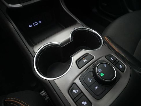 Used 2023 GMC Terrain AT4 w/ Infotainment Package II AWD/4WD image 17