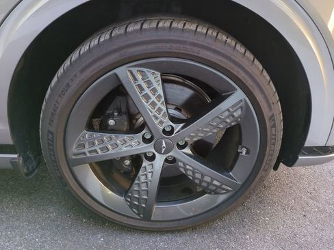 Certified 2025 Genesis GV70 3.5T Sport w/ Sport Advanced Package image 10