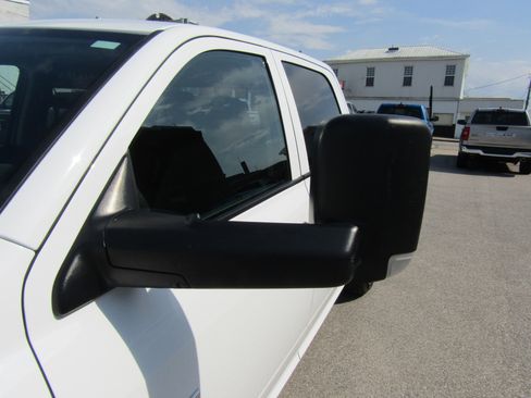 Used 2023 RAM 1500 Classic SLT w/ Trailer & Traction Group image 16