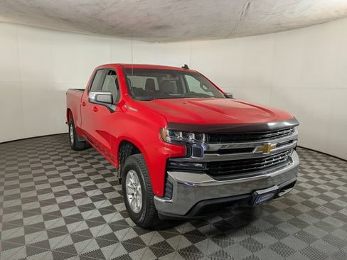 Used 2021 Chevrolet Silverado 1500 LT AWD/4WD image 5