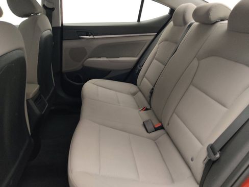 Used 2018 Hyundai Elantra SEL FWD image 18