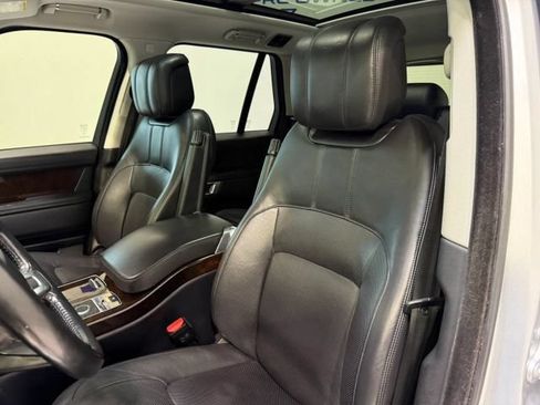 Used 2020 Land Rover Range Rover HSE AWD/4WD image 25