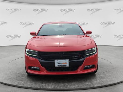 Used 2018 Dodge Charger GT AWD/4WD image 2