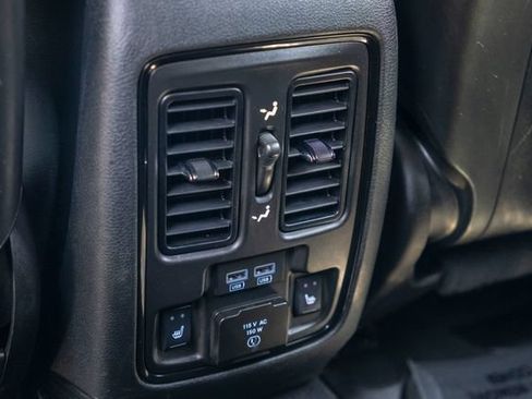 Used 2024 Dodge Durango GT AWD/4WD image 38