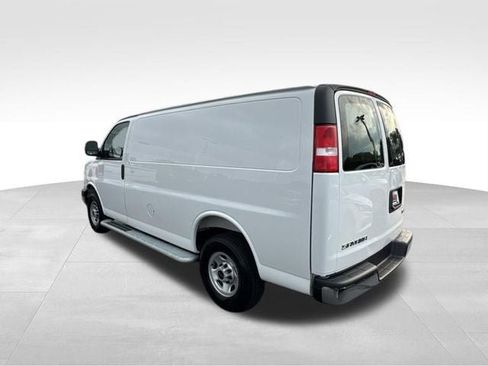 Used 2025 GMC Savana 2500 w/ Driver Convenience Package RWD image 7