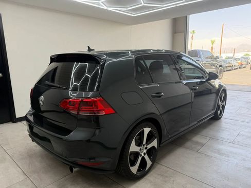 Used 2015 Volkswagen Golf 4-Door FWD image 10