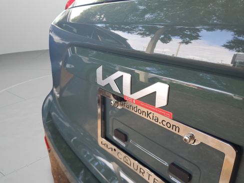 New 2026 Kia Niro Wind FWD image 30