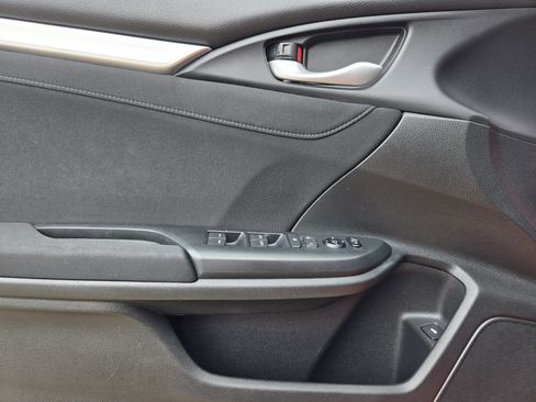 Used 2016 Honda Civic EX image 17