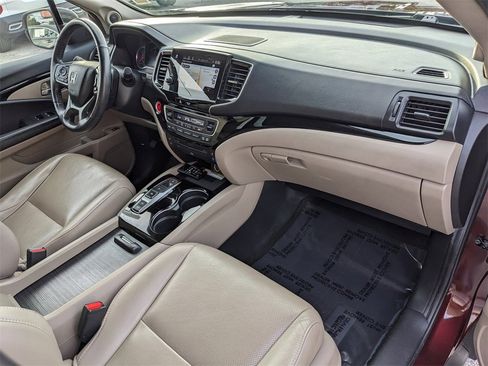 Used 2021 Honda Pilot Elite image 15