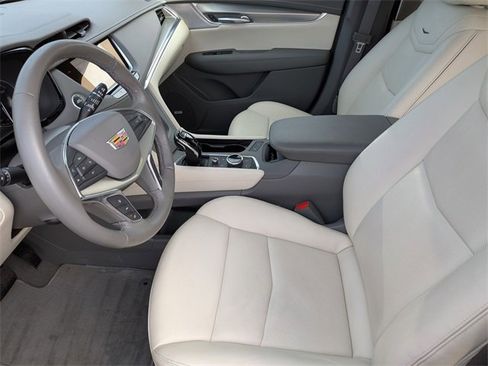 Certified 2024 Cadillac XT5 Premium Luxury w/ LPO, Floor Liner Package image 21