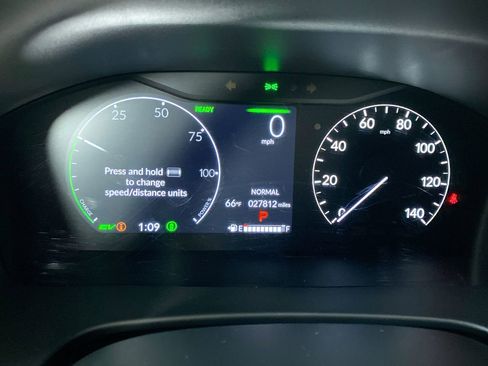 Used 2024 Honda CR-V Sport image 16