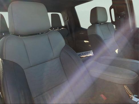 Used 2023 Chevrolet Silverado 1500 ZR2 w/ Technology Package image 17