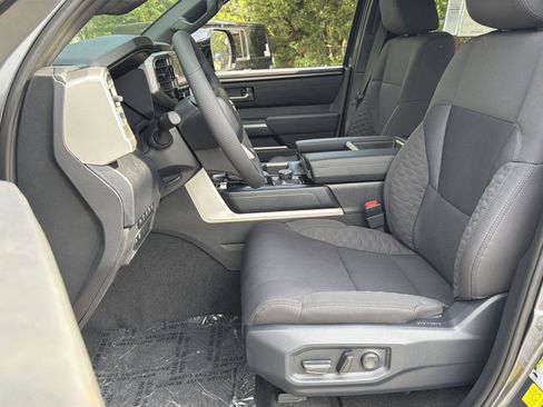 New 2026 Toyota Tundra SR5 AWD/4WD image 8