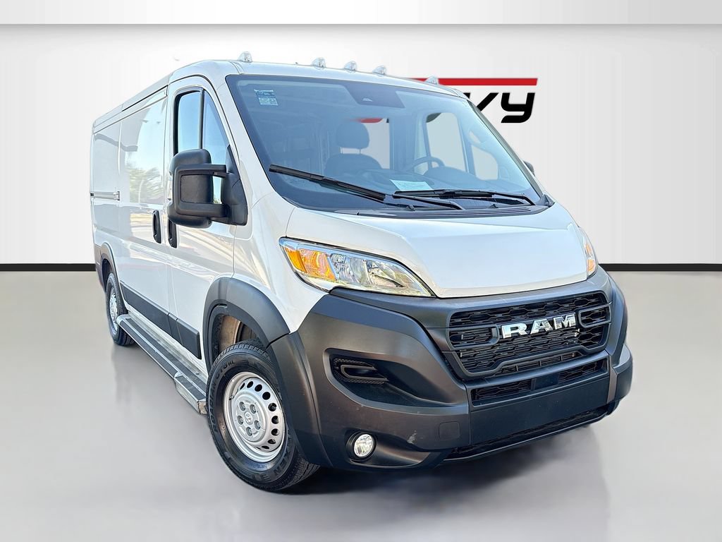 Used 2025 RAM ProMaster 2500 w/ U-Haul Equipment Group FWD image 1