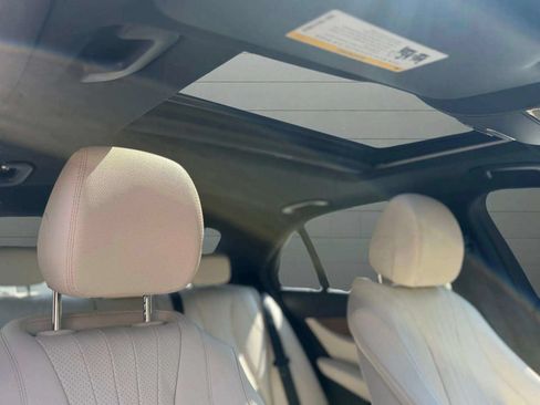 Used 2021 Mercedes-Benz E 350 Sedan image 37