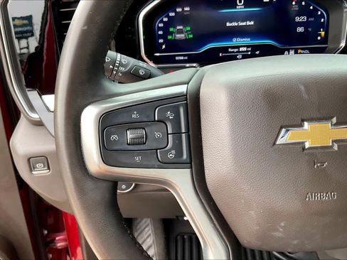 Used 2023 Chevrolet Silverado 1500 LT AWD/4WD image 23