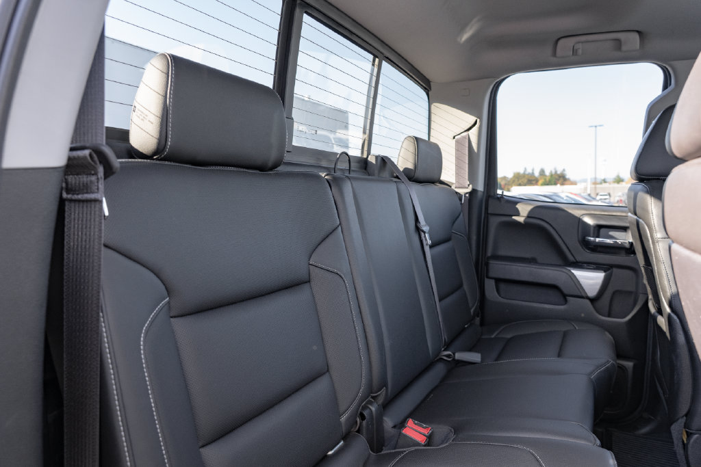 Used 2015 Chevrolet Silverado 2500 LTZ w/ LTZ Plus Package AWD/4WD image 27