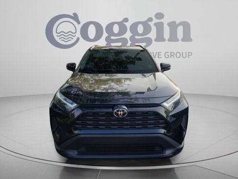 Used 2025 Toyota RAV4 XLE w/ Convenience Package FWD image 10