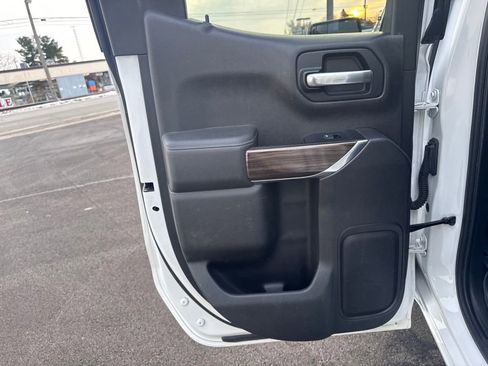 Used 2019 Chevrolet Silverado 1500 RST w/ All-Star Edition image 27