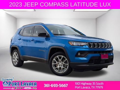 Used 2023 Jeep Compass Latitude w/ Sun and Sound Group image 1