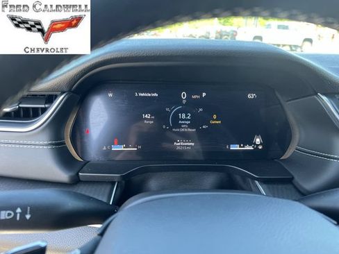 Used 2025 Jeep Grand Cherokee Altitude AWD/4WD image 18