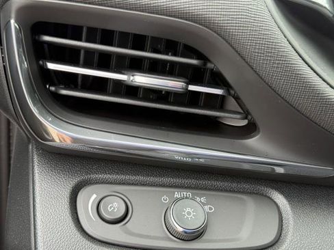 New 2026 Buick Envista Preferred FWD image 21