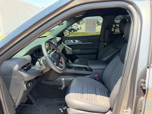 Used 2026 Ford Explorer ST-Line AWD/4WD image 25