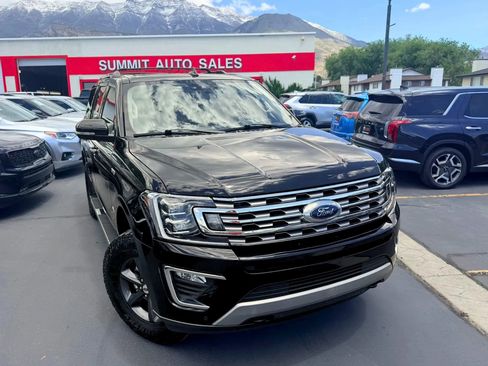 Used 2021 Ford Expedition Limited AWD/4WD image 2
