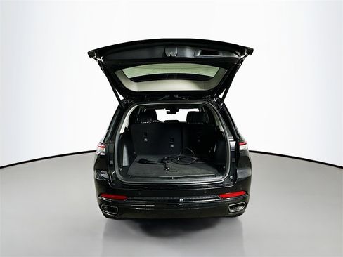 Used 2023 Jeep Grand Cherokee 30th Anniversary image 36