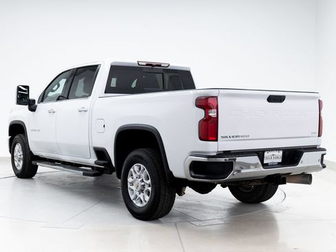 Used 2024 Chevrolet Silverado 2500 LTZ w/ LTZ Convenience Package AWD/4WD image 7