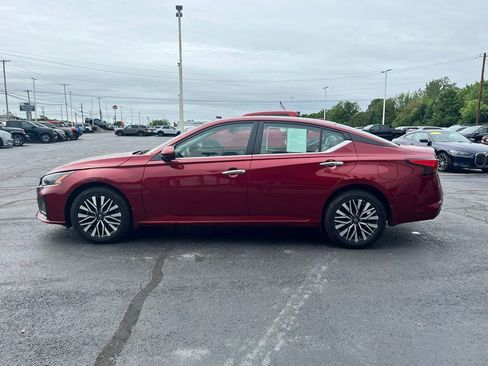 Used 2023 Nissan Altima 2.5 SV AWD/4WD image 8