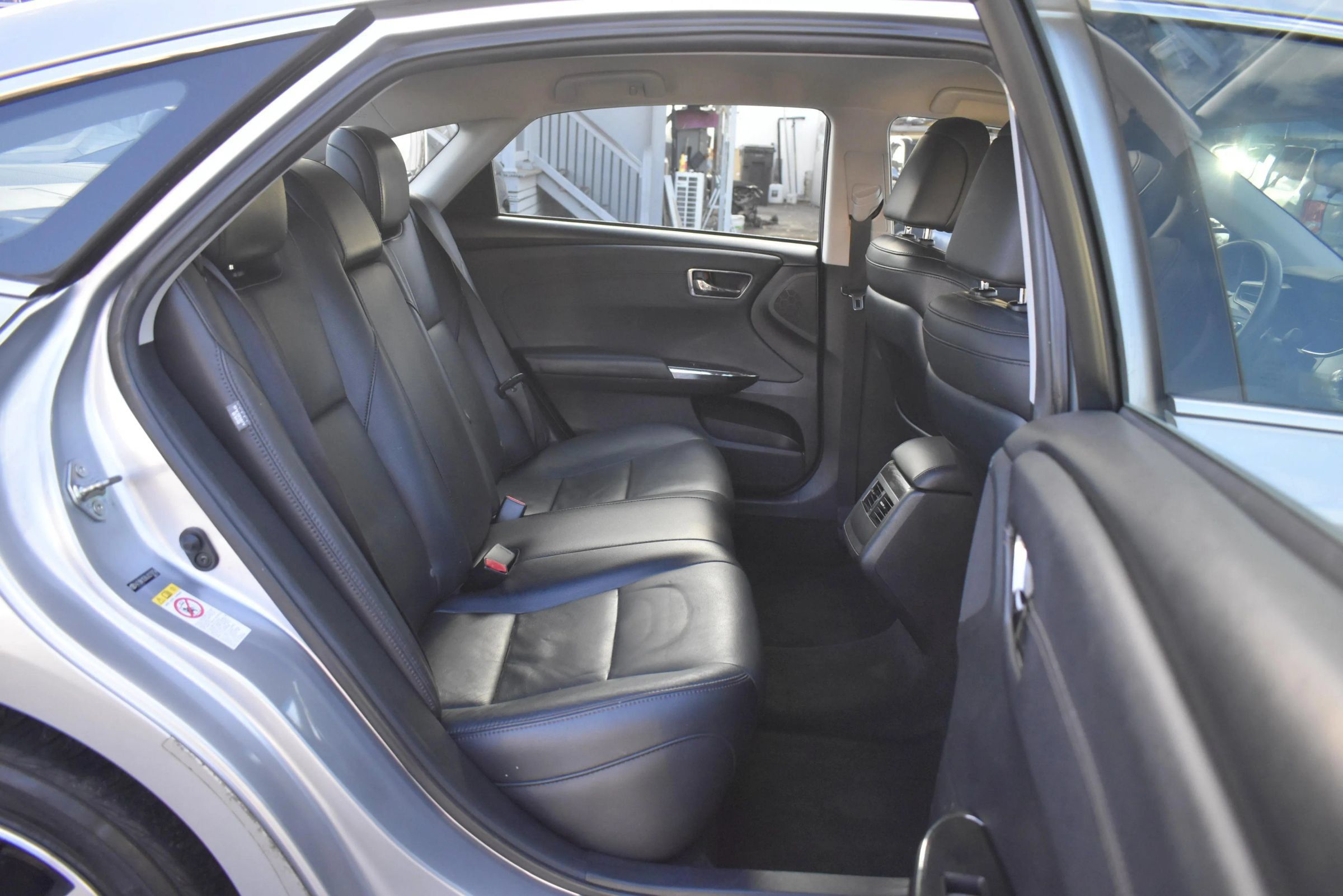 Used 2018 Toyota Avalon XLE FWD image 16