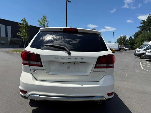 Used 2018 Dodge Journey Crossroad AWD/4WD image 7