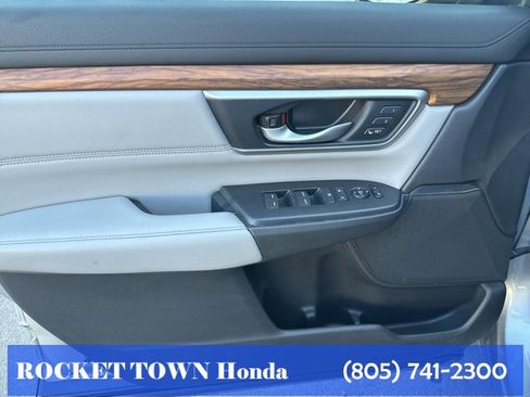 Used 2020 Honda CR-V Touring image 17