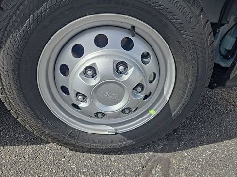 New 2025 Ford Transit 250 Base image 32