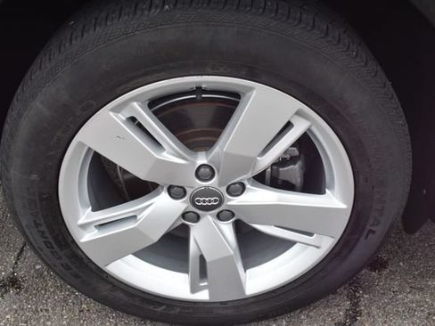 Used 2019 Audi Q5 2.0T Premium Plus w/ Premium Plus Package AWD/4WD image 48