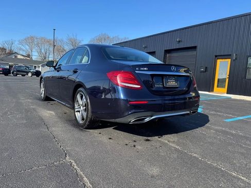 Used 2017 Mercedes-Benz E 300 E 300 4MATIC Sedan 4D image 2