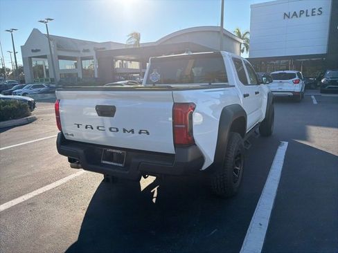 Used 2024 Toyota Tacoma SR image 10
