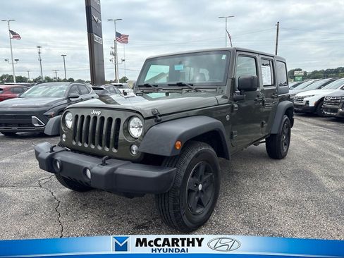 Used 2015 Jeep Wrangler Unlimited Sport w/ Quick Order Package 24S AWD/4WD image 1